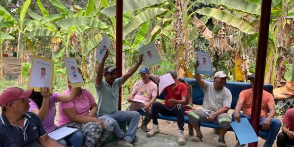 Escuela de Gestión Comunitaria